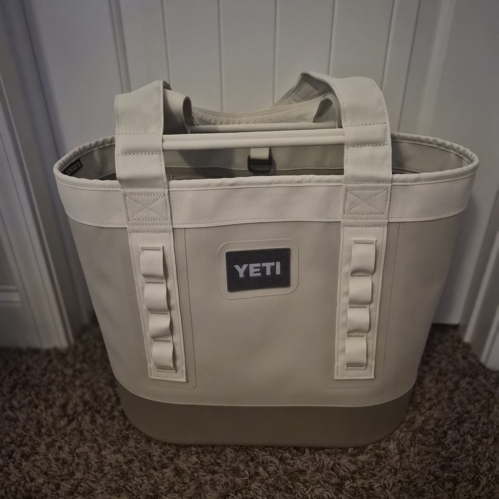 YETI Camino 35 In Taupe